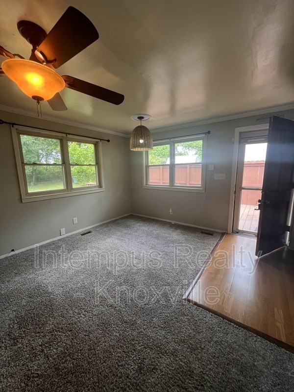 280 S Benedict Ave - Photo 4 of 29
