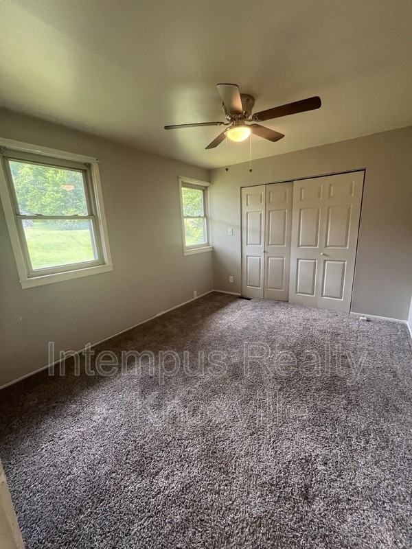 280 S Benedict Ave - Photo 5 of 29