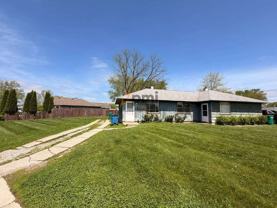 2913 Oakdale Ave - Photo 1 of 1