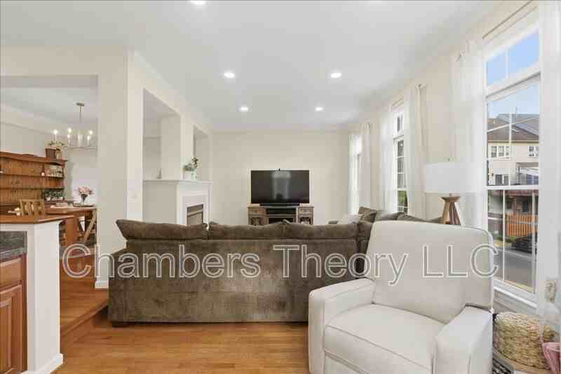 6216 Clara Edward Ter - Photo 6 of 50