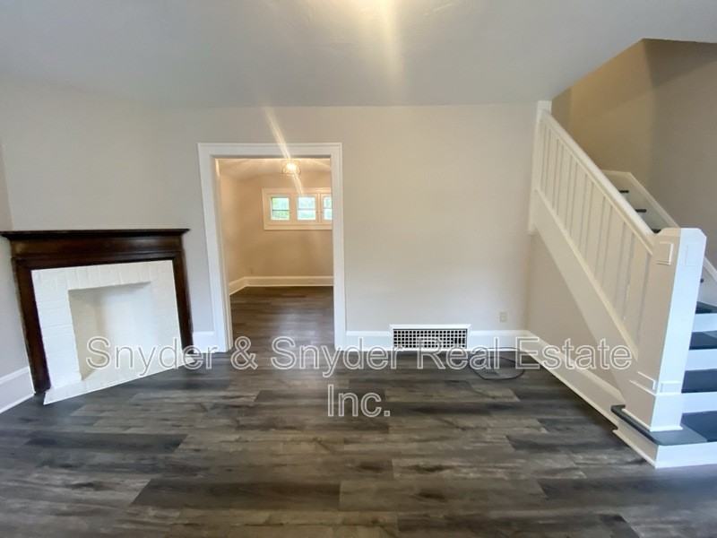 159 Walnut Ter #164 - Photo 4 of 14