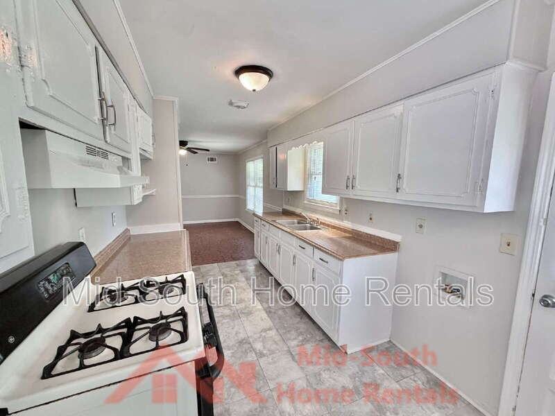 1388 Eason Ave - Photo 6 of 21
