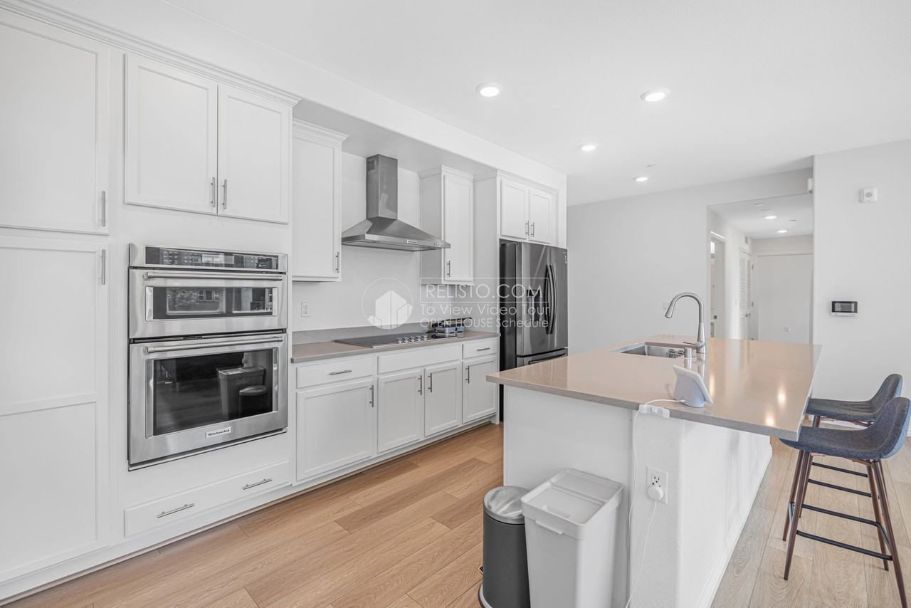 2852 5th St - Photo 6 of 35