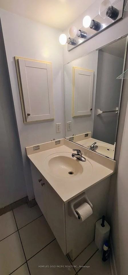 2 Rean Drive #909 - Photo 2 of 19