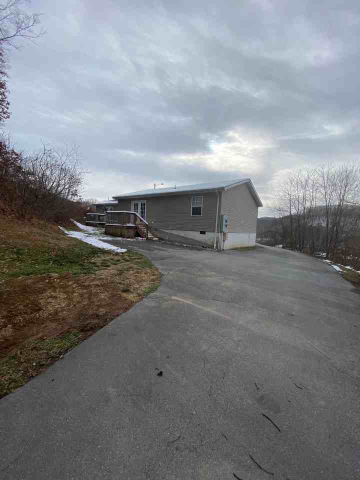 213 Post Road - Photo 7 of 23