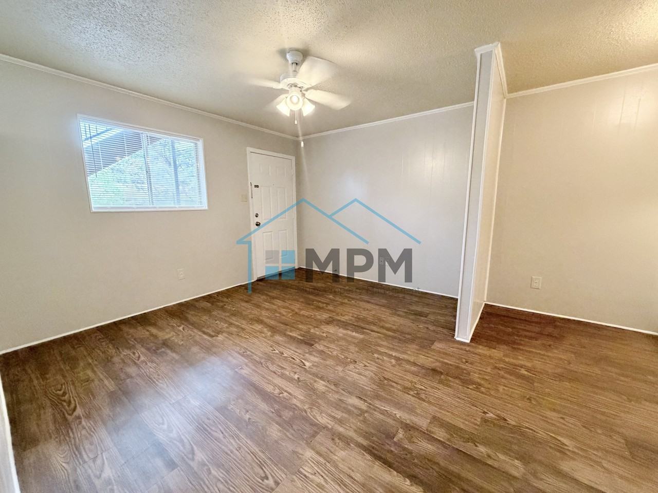 415 Gulpha Drive - Photo 3 of 23