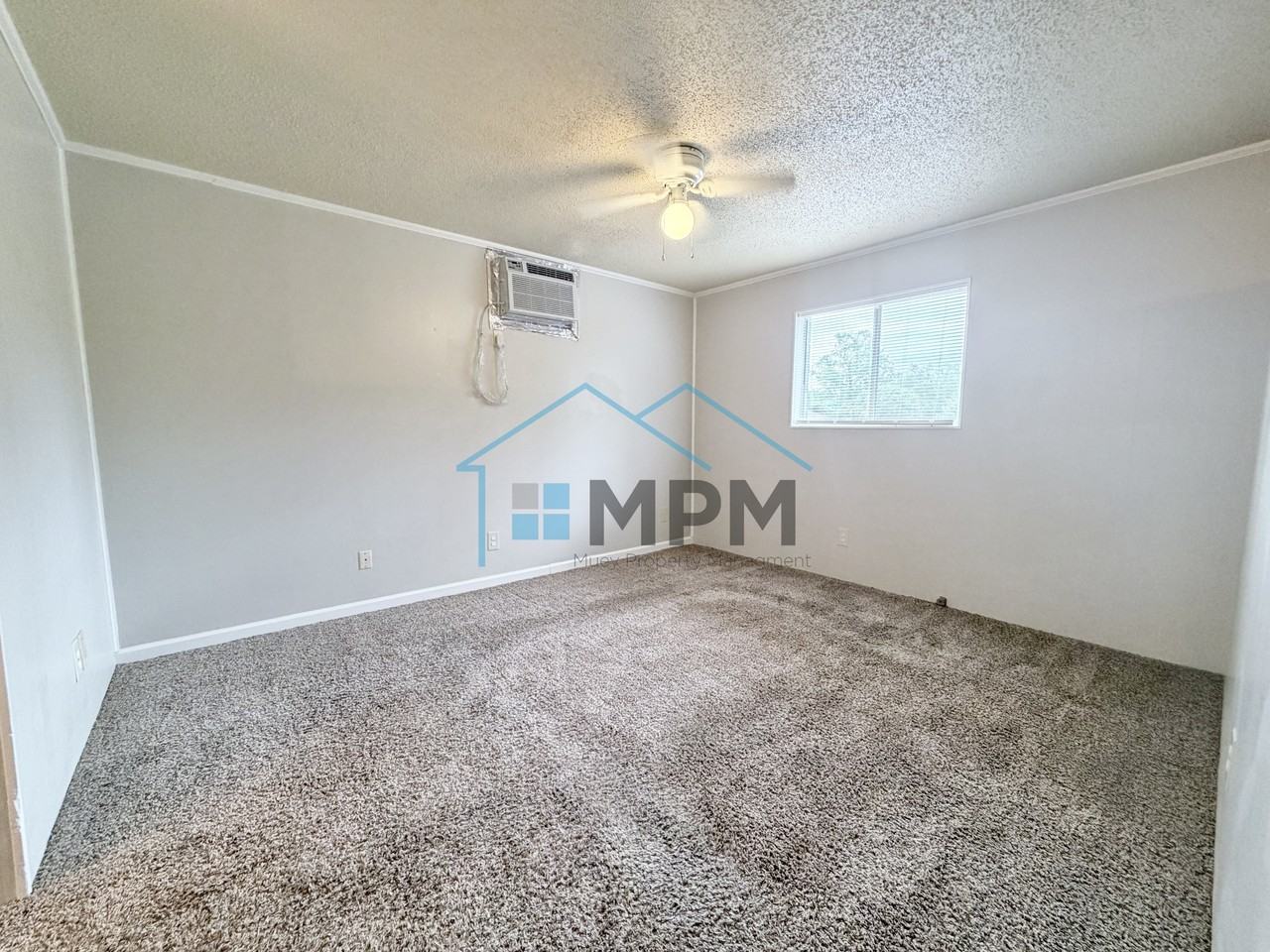 415 Gulpha Drive - Photo 4 of 23
