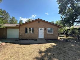 featured image of 4638 Swadley St