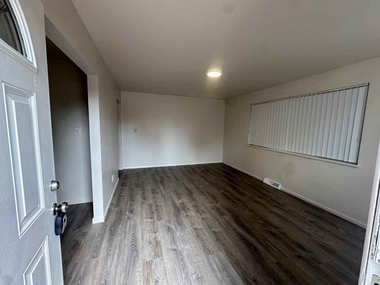 4638 Swadley Street - Photo 3 of 20