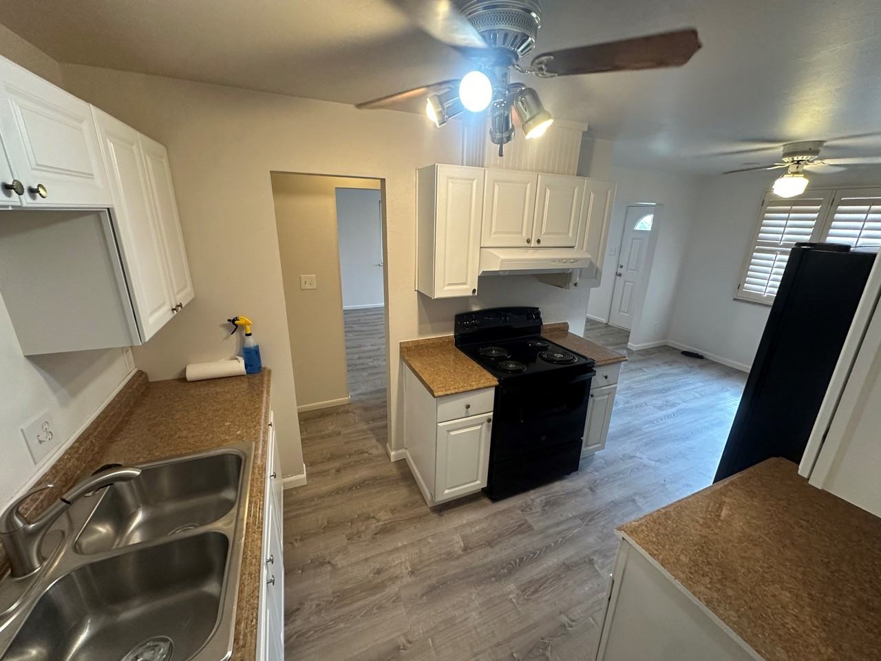 4638 Swadley Street - Photo 6 of 20