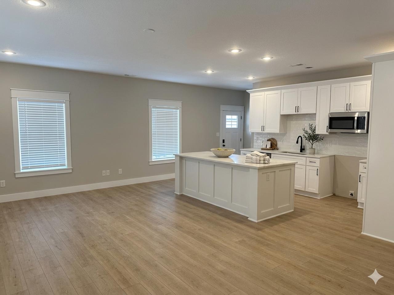 815 N College Ave #2 - Photo 2 of 25