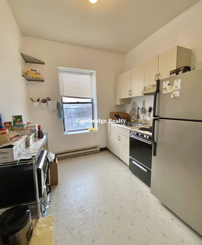 243 Harvard Ave #4T