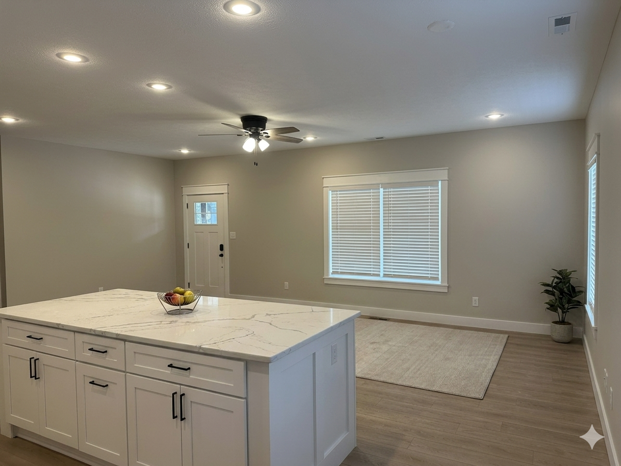 817 N College Ave #1 - Photo 7 of 24