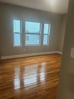 featured image of 11 Abbotsford St #1
