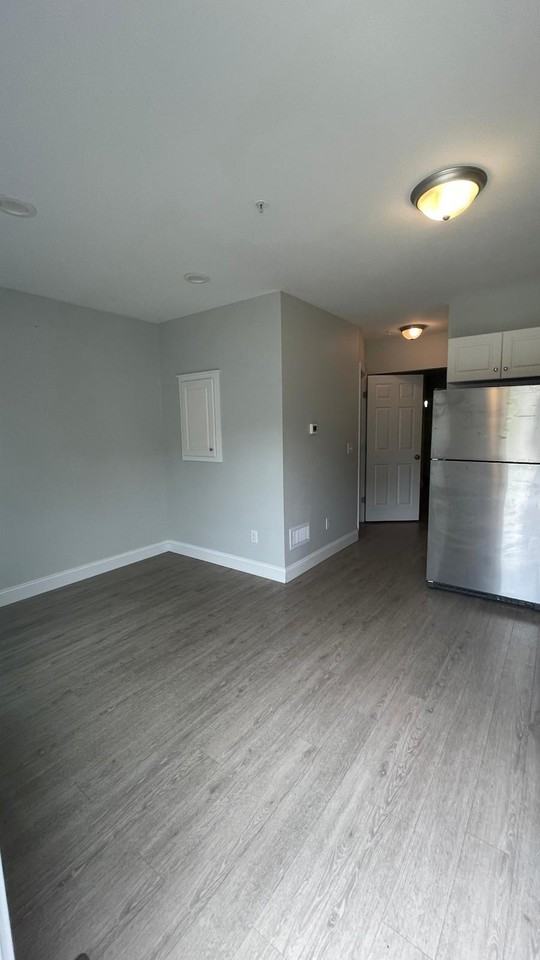 860 Sandwich Road - Photo 3 of 12