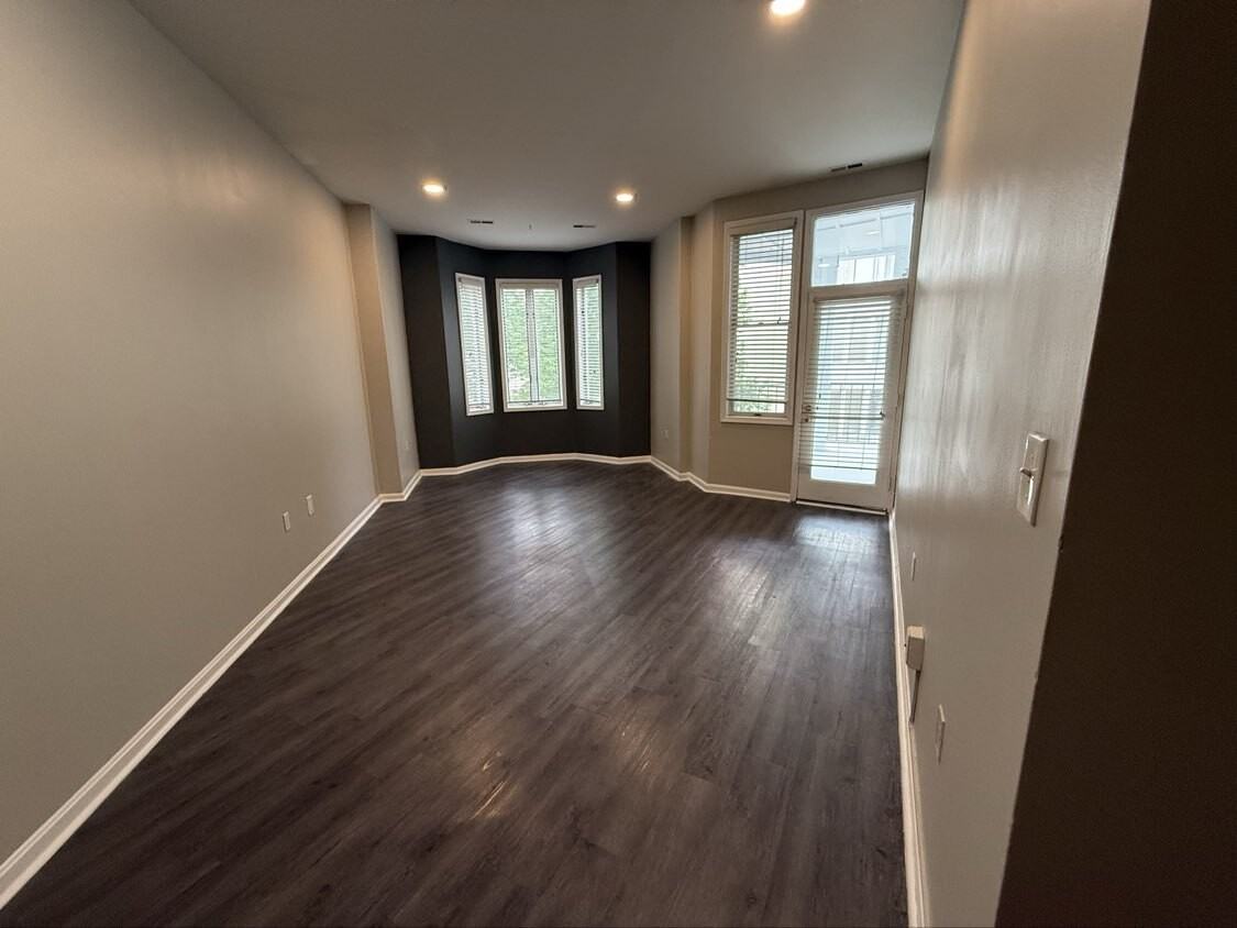 Vernon Homes - Photo 3 of 28