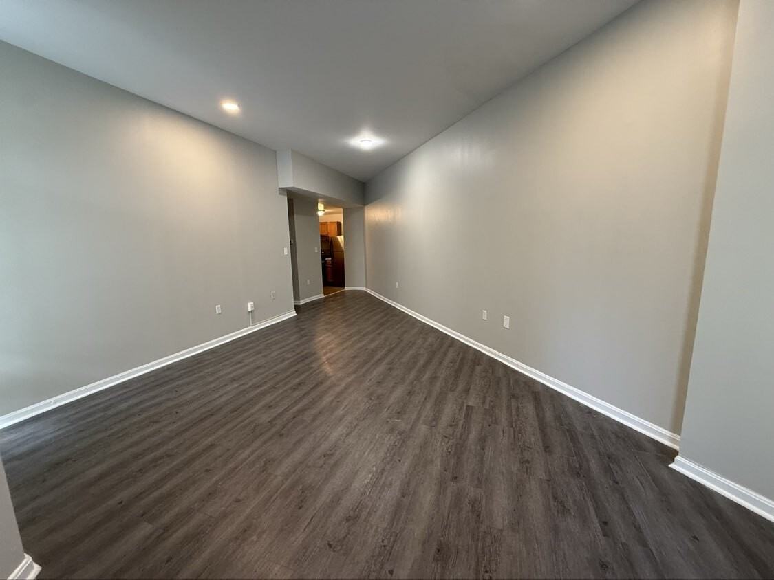 Vernon Homes - Photo 4 of 28