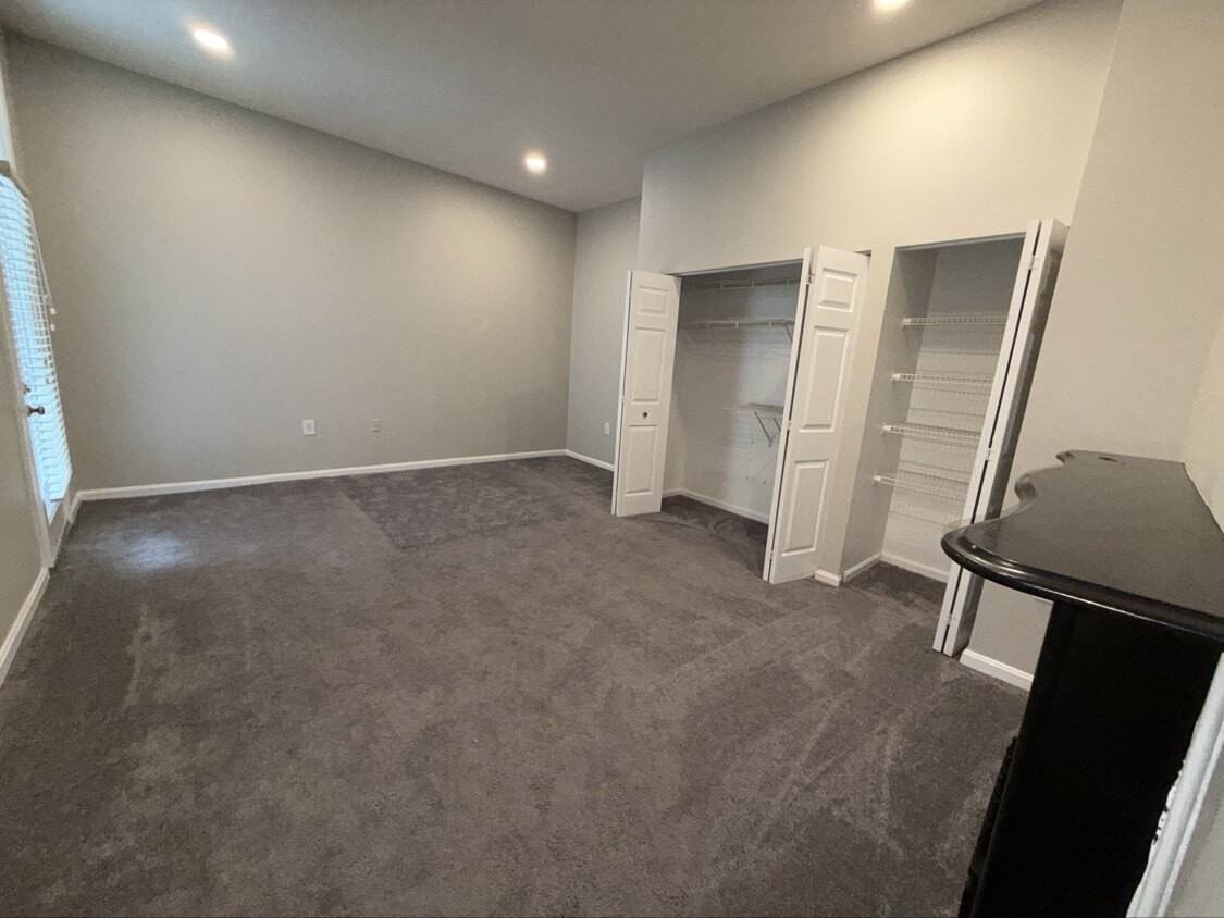 Vernon Homes - Photo 7 of 28