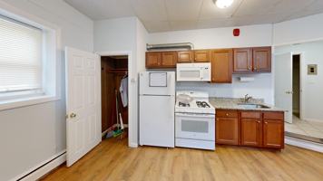 featured image of 10 Marion St #R