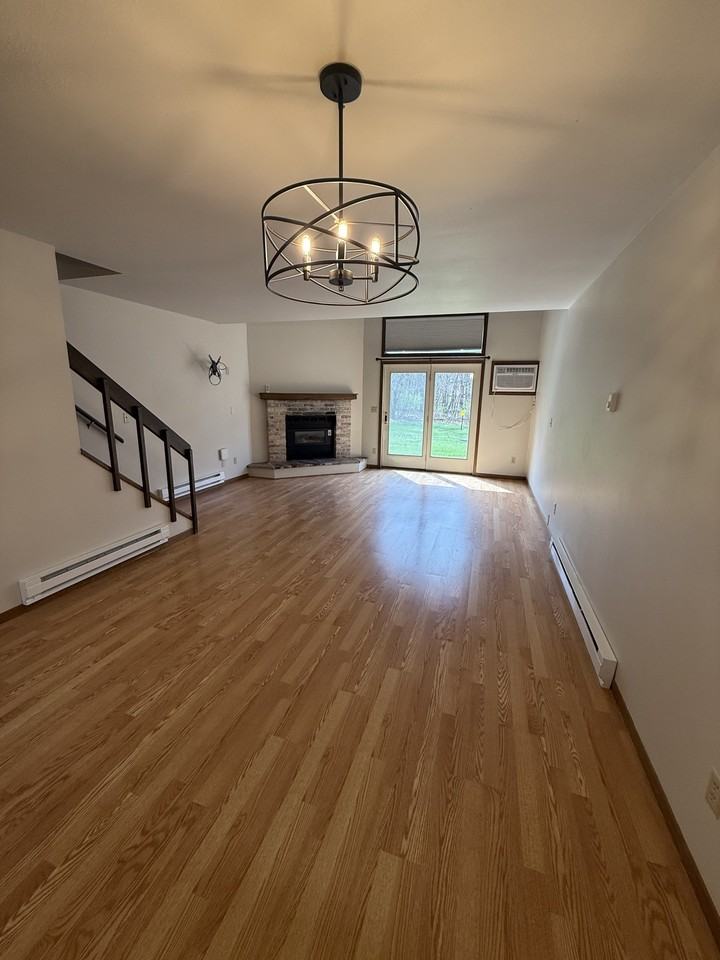 Lake Point Commons - Photo 2 of 41