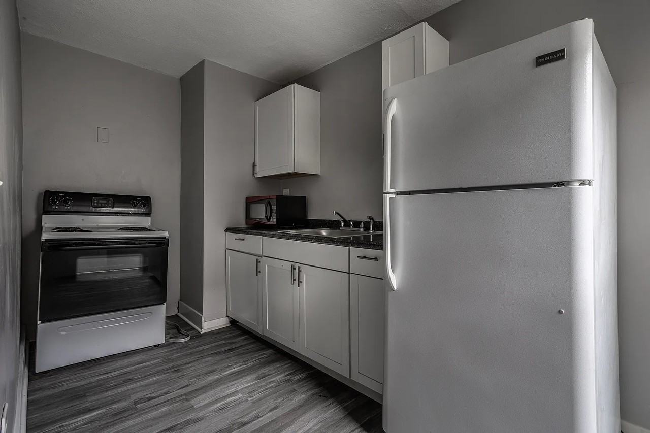 710 King Avenue - Photo 3 of 4
