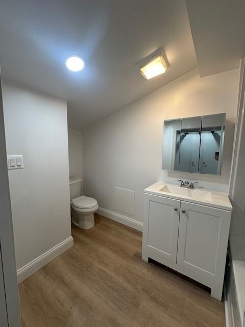 219 Hanover Street - Photo 5 of 6