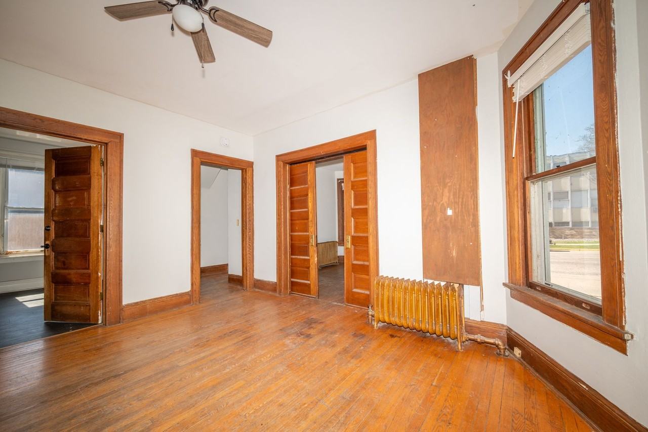 405-407 W Main St - Duplex - Photo 2 of 50