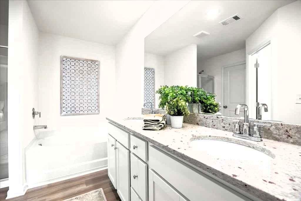 3384 Stella Court - Photo 4 of 18