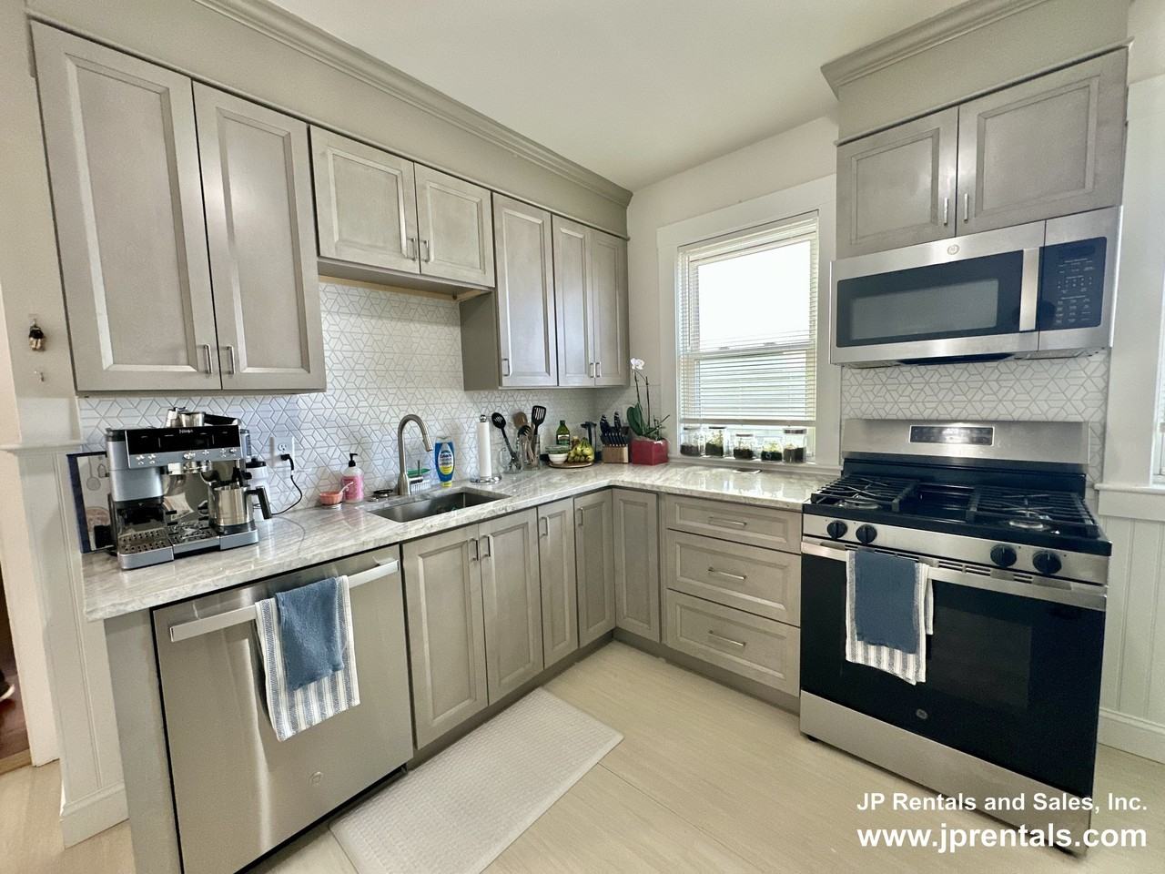 369 Centre St #2 - Photo 2 of 17