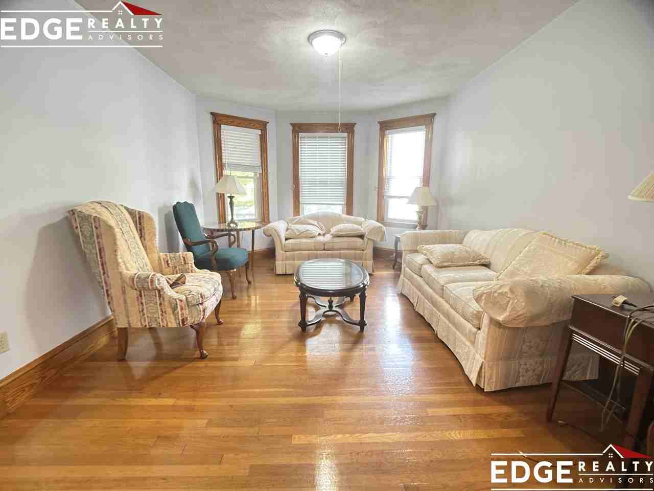 494 Washington St #1 - Photo 3 of 12
