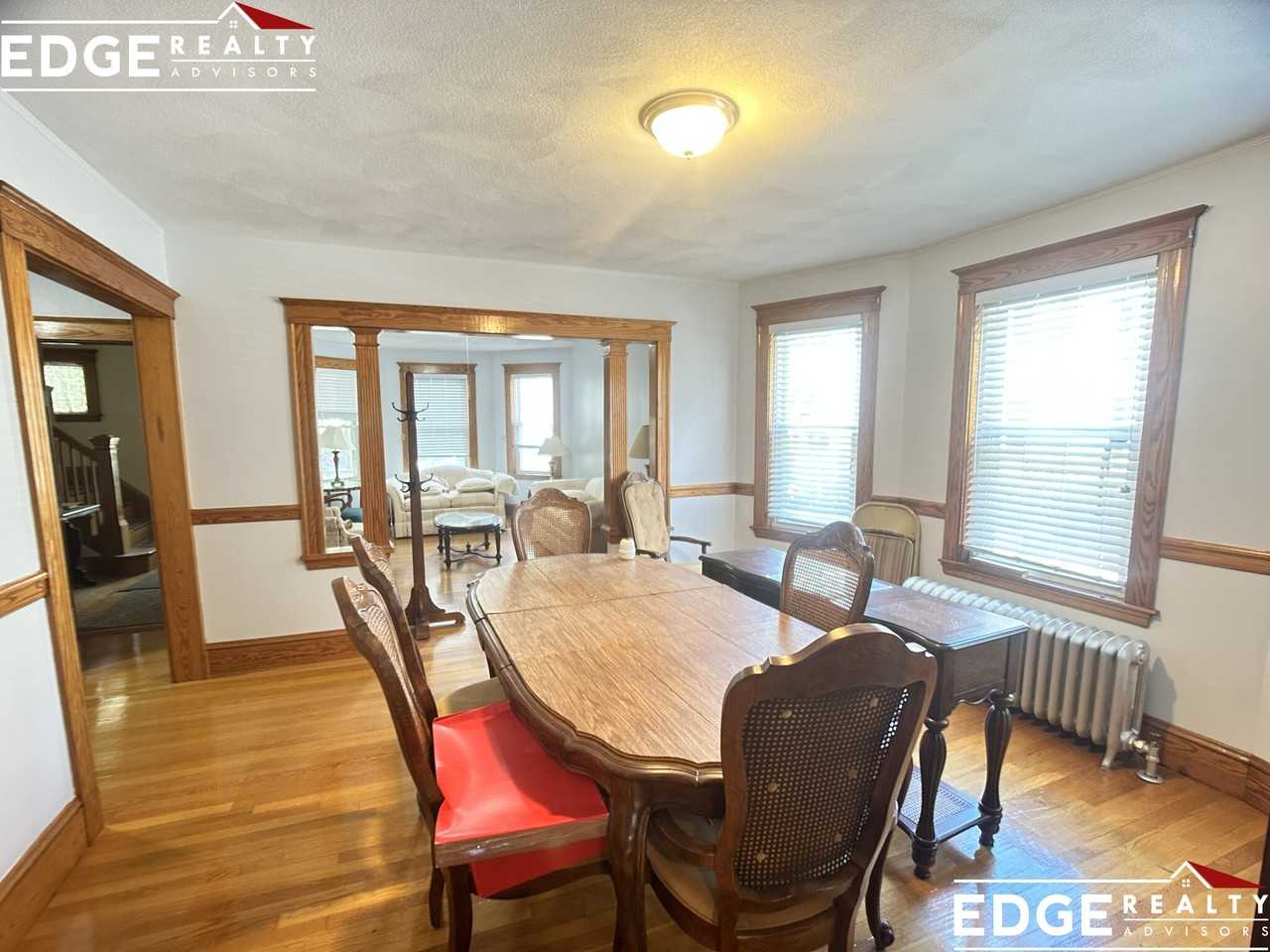 494 Washington St #1 - Photo 5 of 12