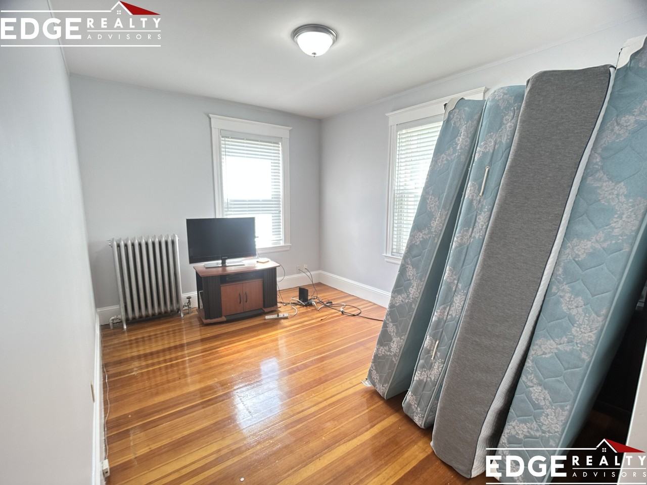494 Washington St #1 - Photo 6 of 12