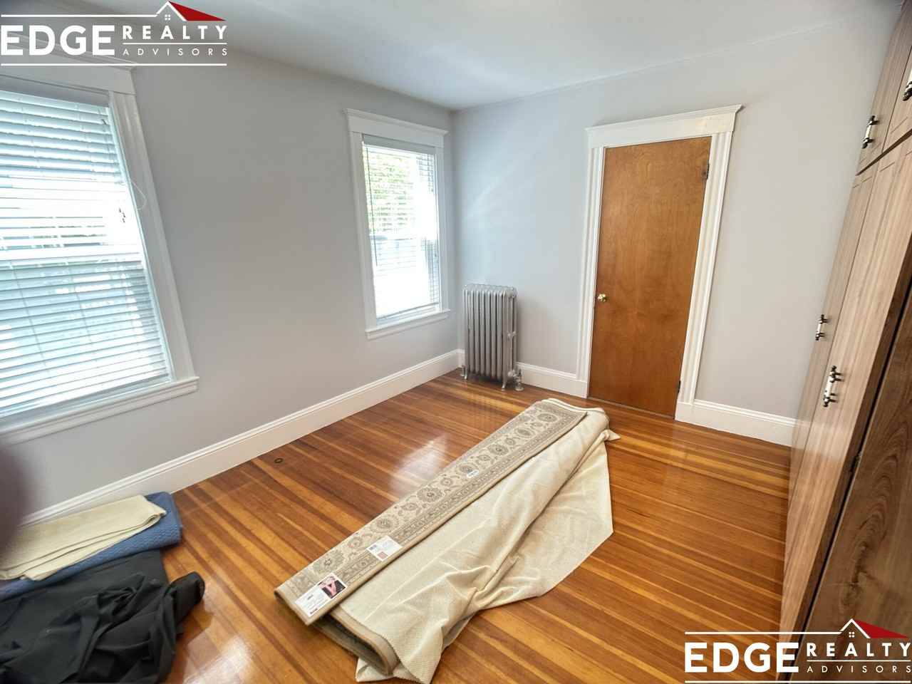494 Washington St #1 - Photo 7 of 12