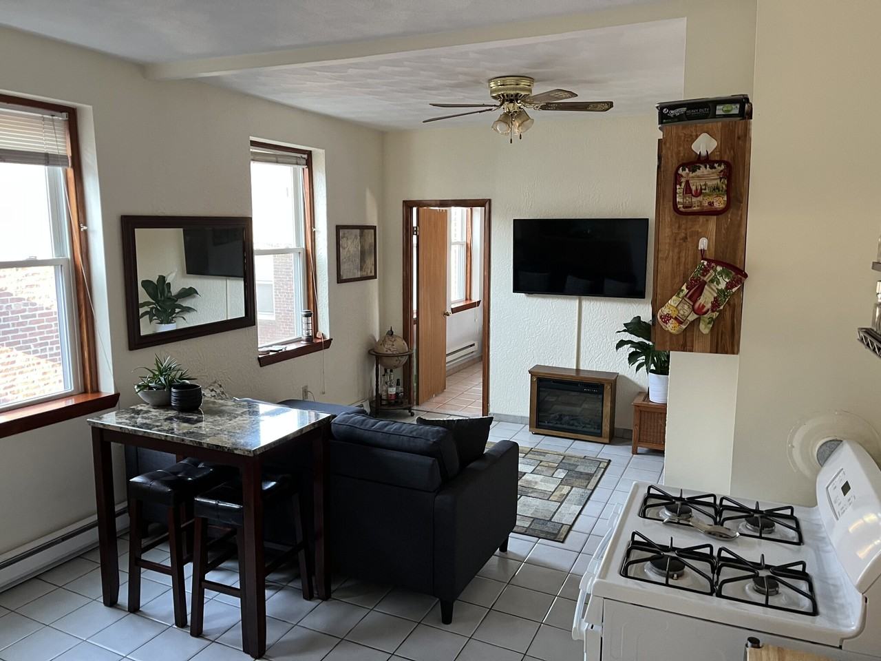 Endicott St #5R - Photo 3 of 22