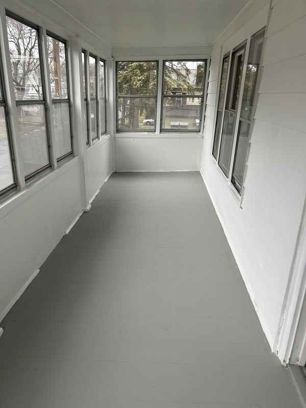 126 Woodruff Ave - Photo 4 of 9