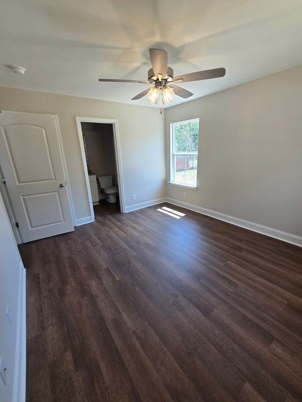 302 W Hawaii Ave - Photo 2 of 10