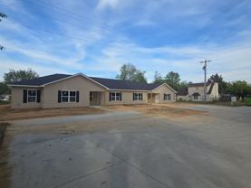 302 W Hawaii Ave - Photo 1 of 1