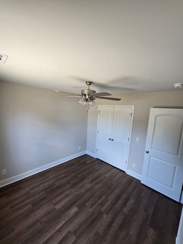 302 W Hawaii Ave - Photo 7 of 9