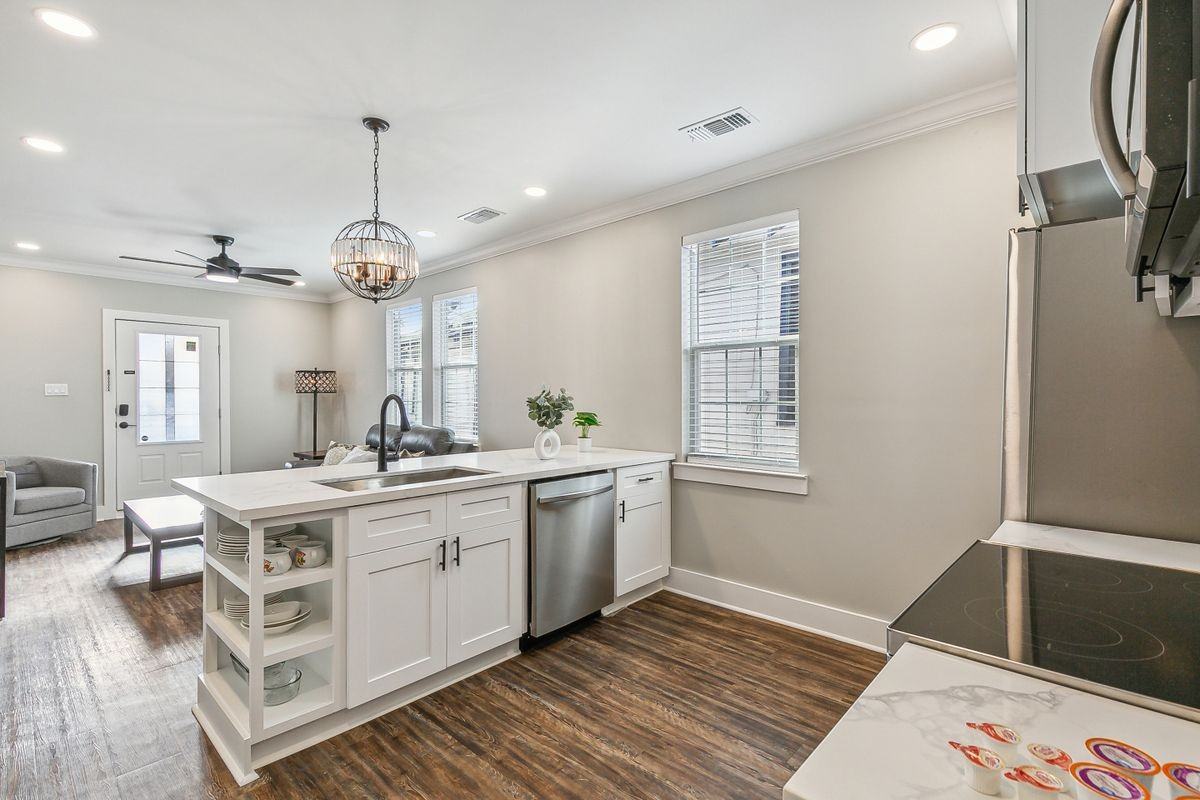 4721 Erato St - Photo 4 of 12