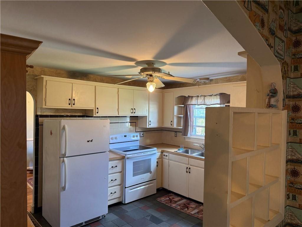 51 Sweetbriar Ave - Photo 2 of 9