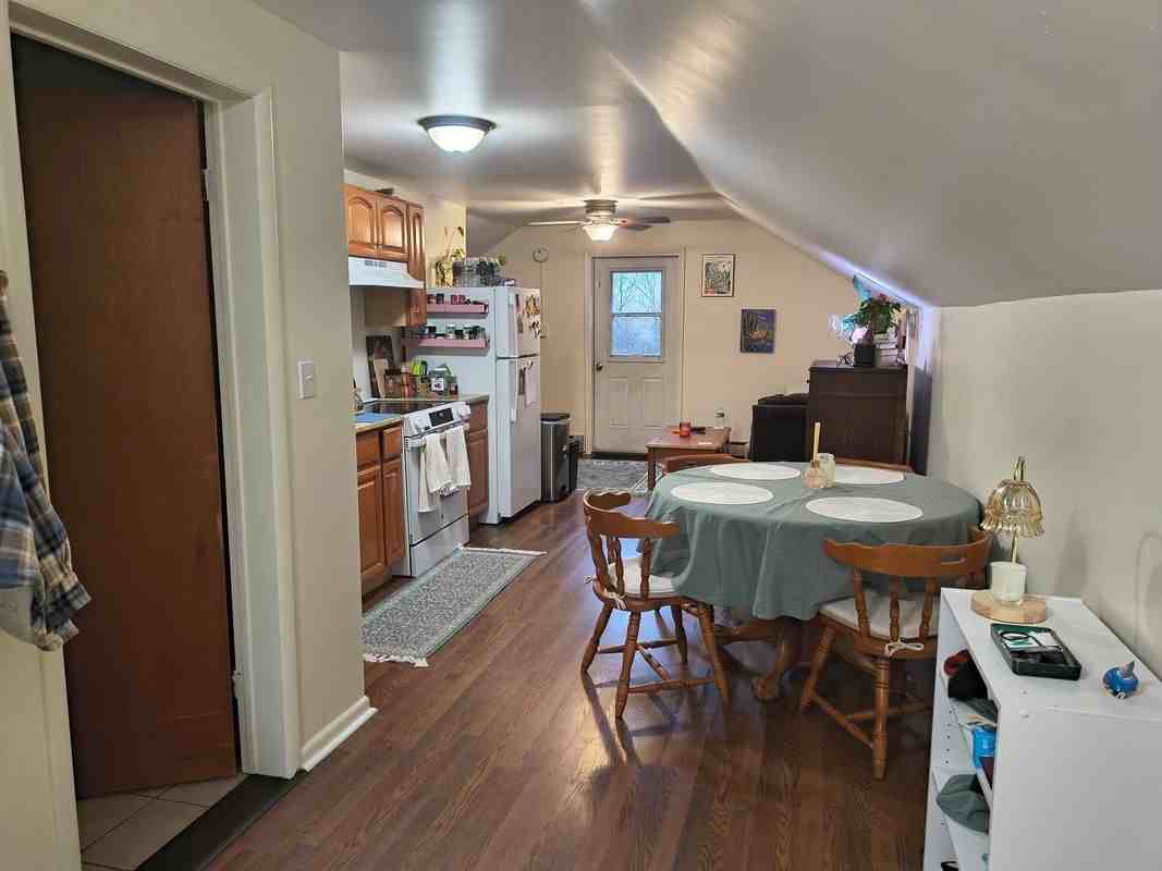 184 N Main St ##2 - Photo 2 of 9