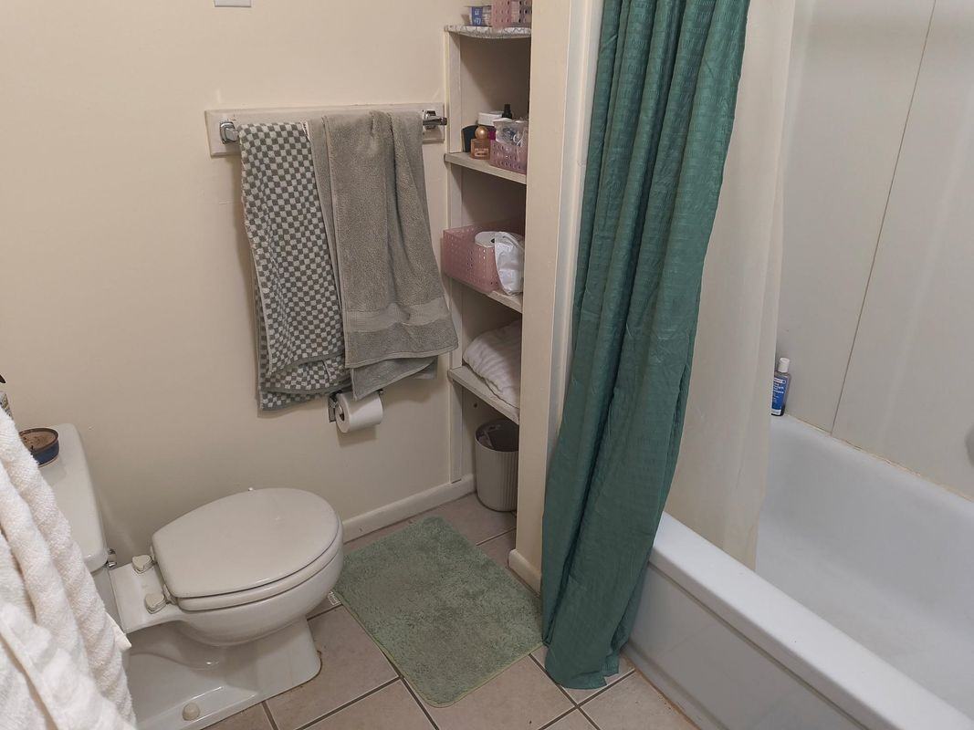 184 N Main St ##2 - Photo 5 of 9