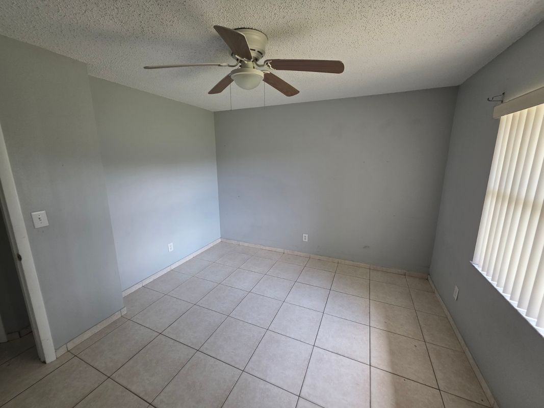 310 Colonade Ct - Photo 7 of 15