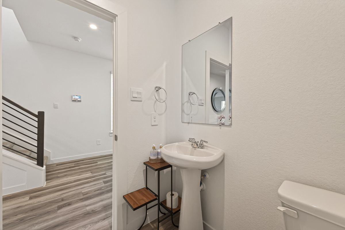 10514 Wellesley Terrace Trl - Photo 4 of 33