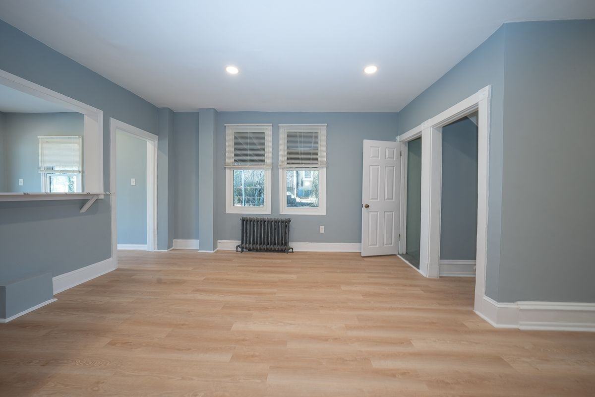 732 Buck Ln - Photo 2 of 30
