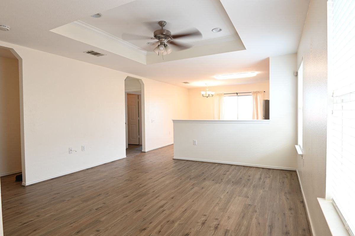 5820 Angel Dr - Photo 4 of 5