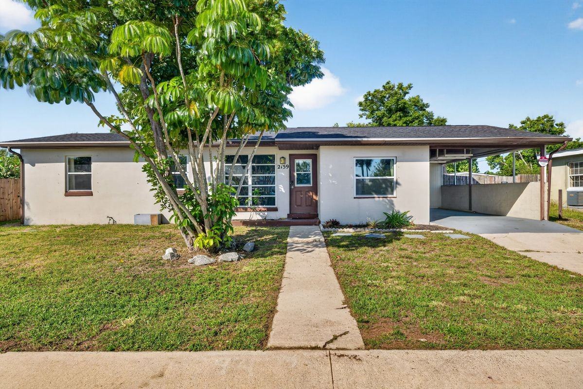 2159 Gerard Ct - Photo 3 of 23