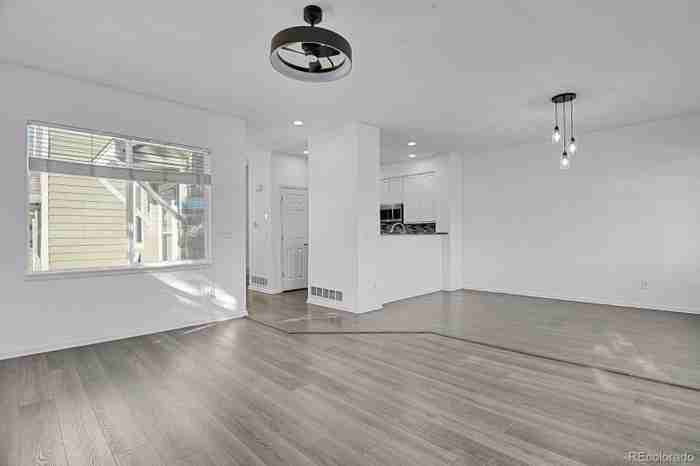 2297 E 128th Ave - Photo 3 of 30