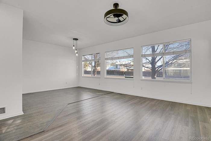 2297 E 128th Ave - Photo 4 of 30