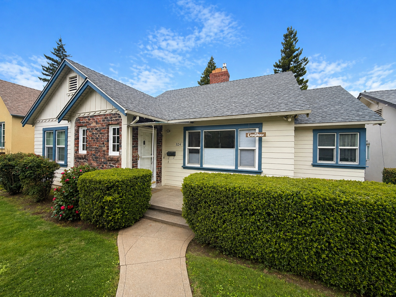324 Mansion Ave - Photo 2 of 26